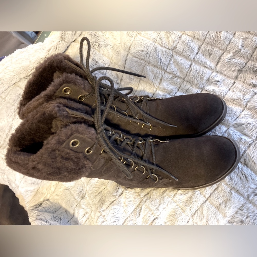 EMU Australian Suede Boots..